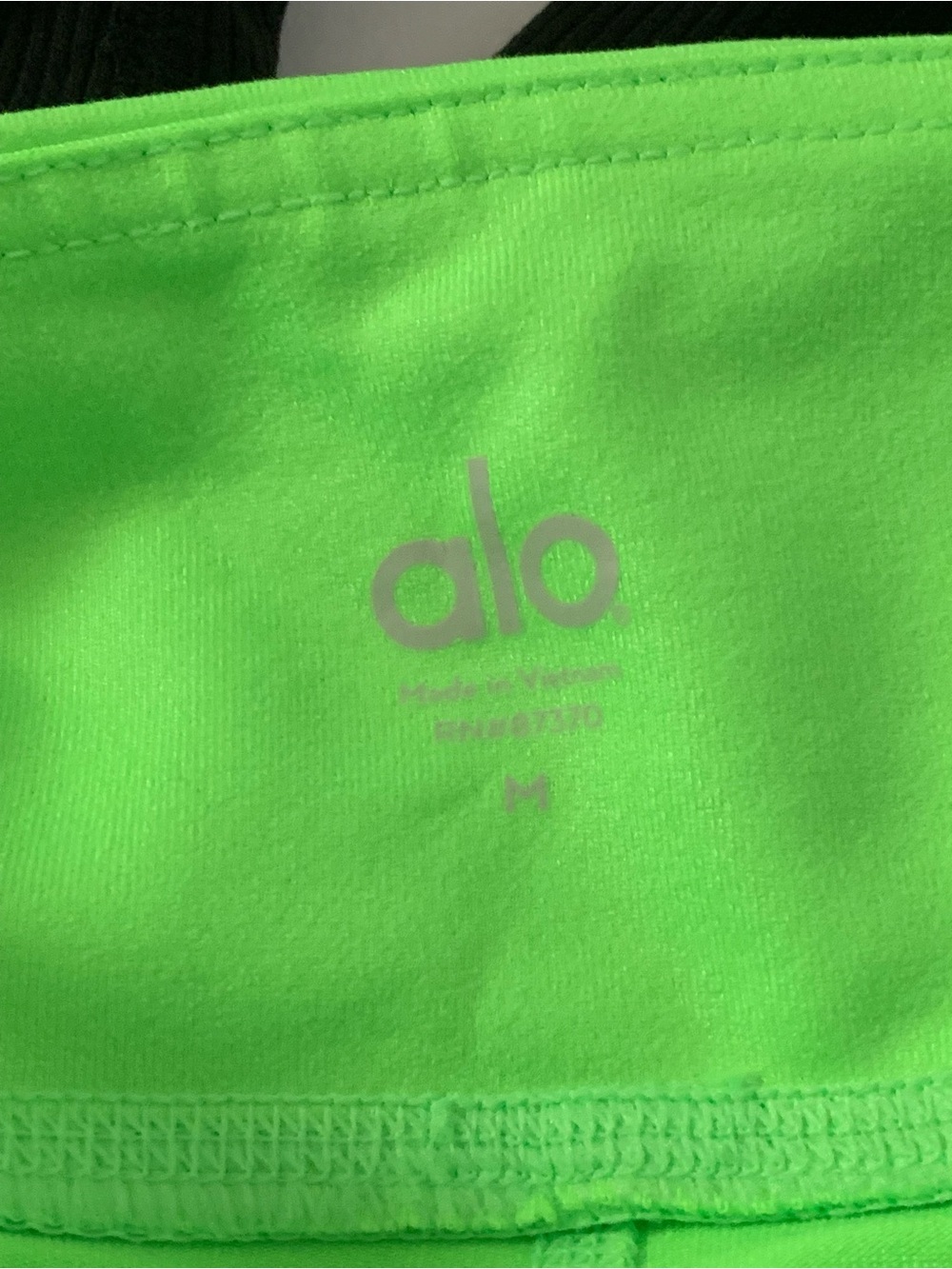 ALO Yoga Goddess Ribbed Legging in a vibrant Green & Black | Size Medium - Picture 10 of 10